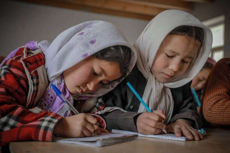 تاکید علمای جهان اسلام بر آموزش بانوان در افغانستان